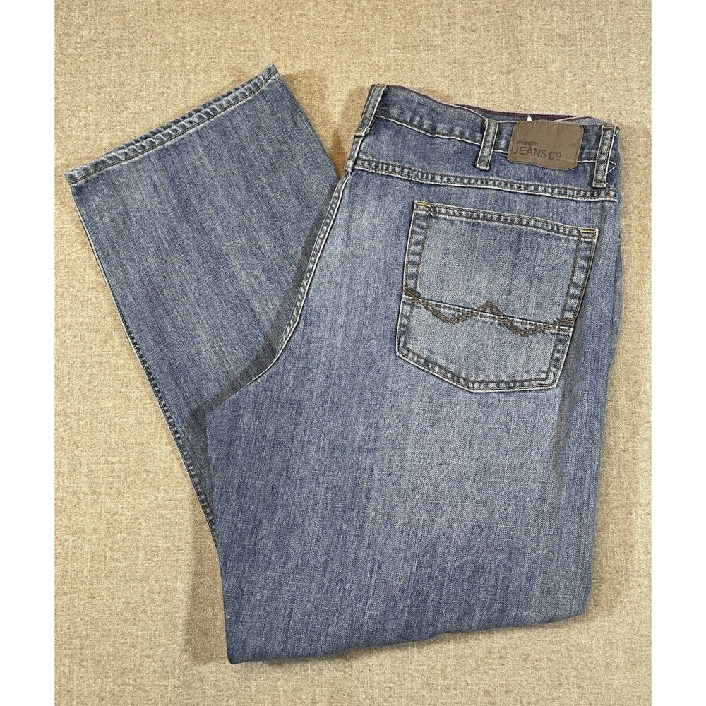 Wrangler Jeans Co Men’s Jeans Relaxed Straight 40x32 Light Wash Blue Denim